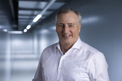 Stephan Sequens ist neuer Gesch&auml;ftsf&uuml;hrer der DeRZ-Services